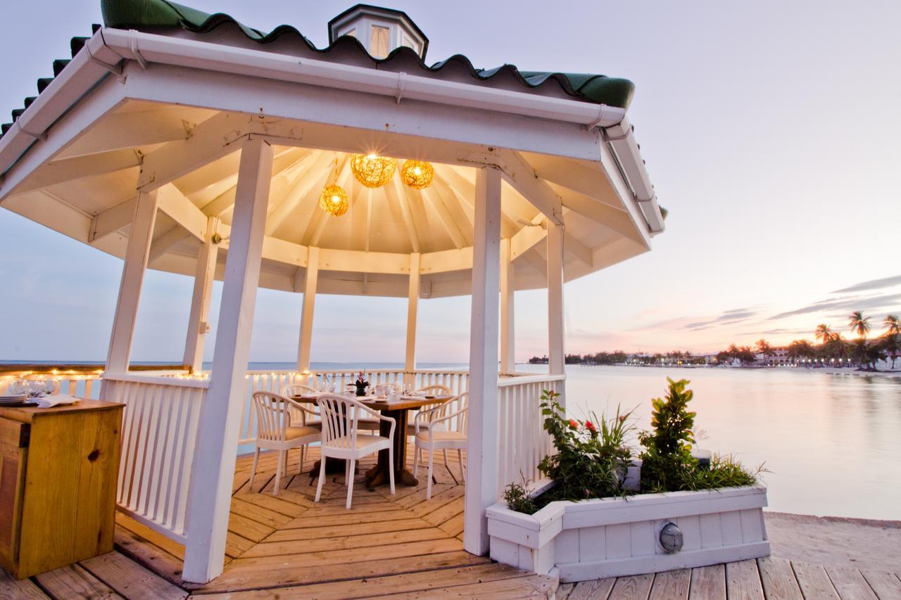 Banyan Bay Suites San Pedro Kültér fotó
