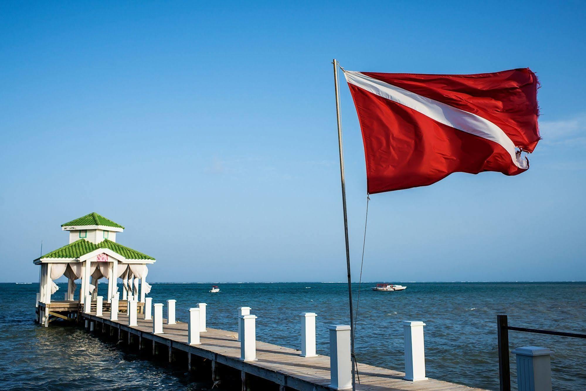 Banyan Bay Suites San Pedro Kültér fotó